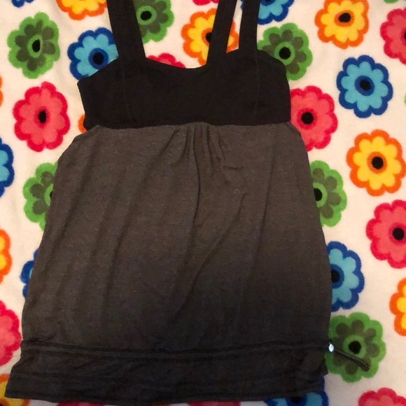 Exercise top from lululemon - Picture 2 of 4